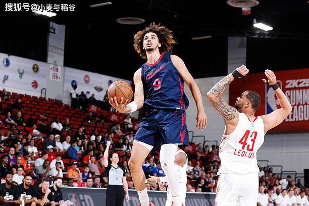 是得到了大, 结果到了本, 三分线外 是得到了大, 结果到了本, 三分线外